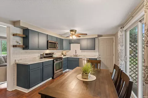 Kitchen - 14666 Mill Valley Ln, Granger, IN 46530 photo 1 of 5