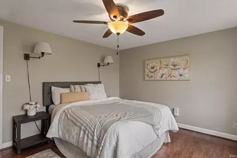 Bedroom - 14666 Mill Valley Ln, Granger, IN 46530 photo 3 of 7