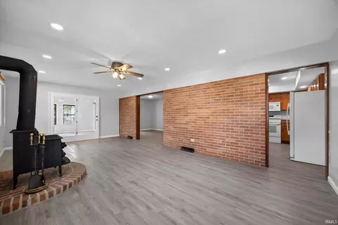 Living - 4154 W Daniel Ave, Bloomington, IN 47403 photo 7 of 7
