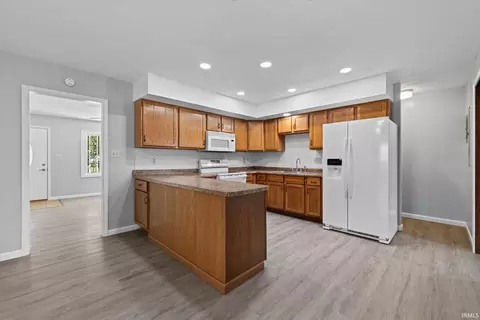 Kitchen - 4154 W Daniel Ave, Bloomington, IN 47403 photo 1 of 2