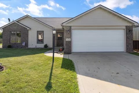 57946 Nana Ln, Goshen, IN 46528