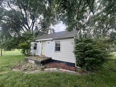 1101 W Wilden Ave, Goshen, IN 46528