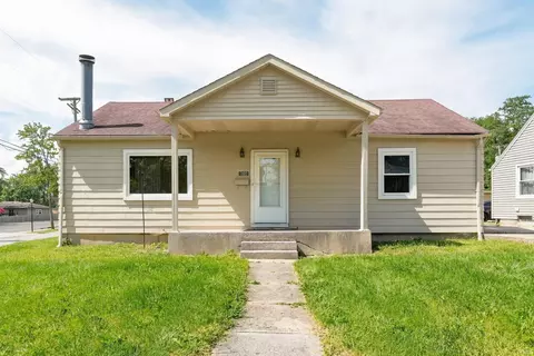 1901 Poinsette Dr, Fort Wayne, IN 46808