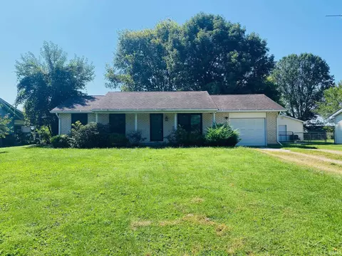 631 E Vincennes St, Orleans, IN 47452