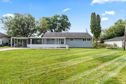 116 E Hoover Dr, Fort Wayne, IN 46816