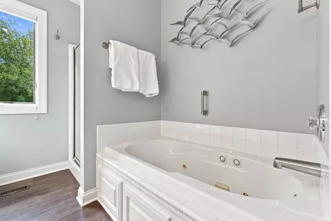 Bath - 2829 Hedgerow Pass, Fort Wayne, IN 46804 photo 3 of 3