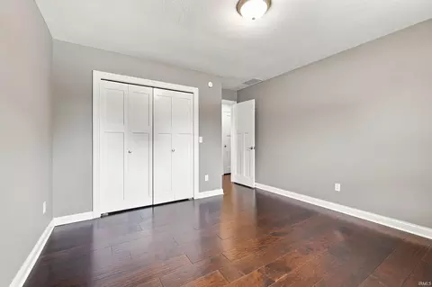 Bedroom - 2829 Hedgerow Pass, Fort Wayne, IN 46804 photo 2 of 10