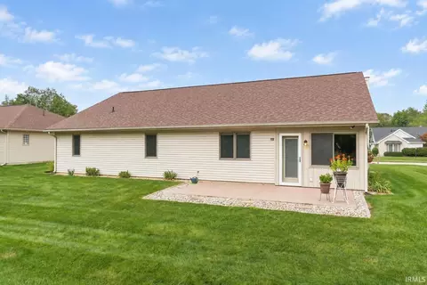 Exterior - 2829 Hedgerow Pass, Fort Wayne, IN 46804 photo 5 of 7