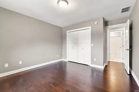 Bedroom - 2829 Hedgerow Pass, Fort Wayne, IN 46804 photo 3 of 10