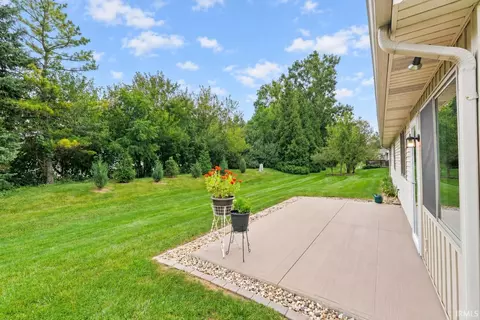 Exterior - 2829 Hedgerow Pass, Fort Wayne, IN 46804 photo 4 of 7