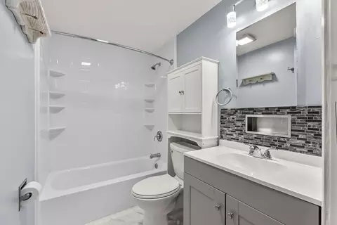 Bath - 4024 Mound Pass, Fort Wayne, IN 46809 photo 1 of 1