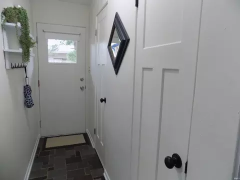 Entry Way - 3400 Wood St, Elkhart, IN 46516 photo 2 of 2