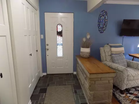 Entry Way - 3400 Wood St, Elkhart, IN 46516 photo 1 of 2