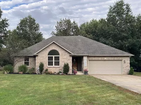 7555 Pine Trail Ct, Culver, IN 46511