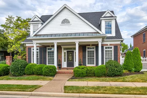 1528 Victoria Green Blvd, Evansville, IN 47715