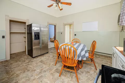 Dining - 449 N 7th St Cmn, Mitchell, IN 47446 photo 1 of 1