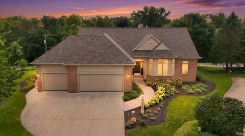 12015 Sycamore Lakes Ct, Fort Wayne, IN 46814