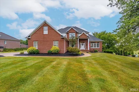 6388 Oak Grove Rd, Newburgh, IN 47630