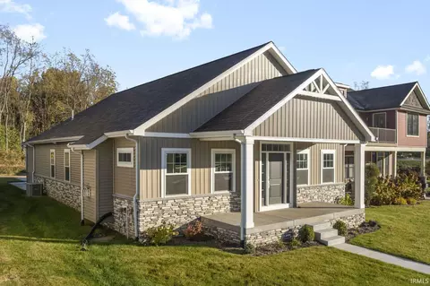 3391 Blarney Dr, South Bend, IN 46628