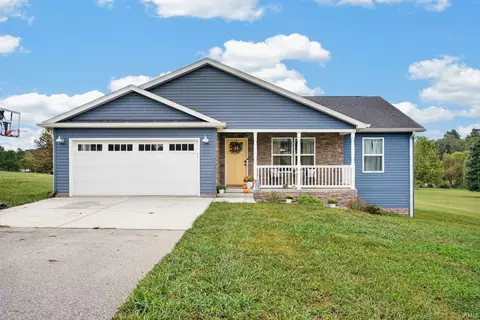 135 Brinegar Dr, Springville, IN 47462
