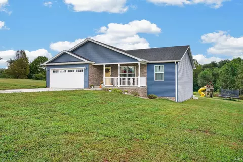 135 Brinegar Dr, Springville, IN 47462