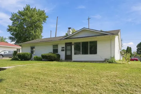 5104 Northcrest Dr, Fort Wayne, IN 46825