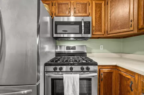 Kitchen - 53261 Spring Ct, Granger, IN 46530 photo 2 of 3