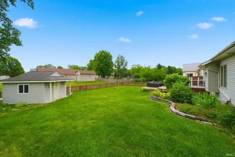 Exterior - 16134 Thunderbird Rd, Huntertown, IN 46748 photo 7 of 9