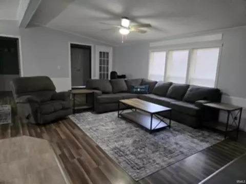 610 S Third St, Dugger, IN 47848 photo 3