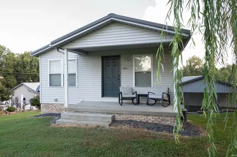 504 E First Ave, Huntingburg, IN 47542