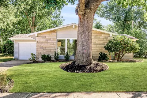 714 N Jacob St, South Bend, IN 46617
