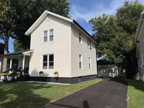 231 Clark St, Kendallville, IN 46755