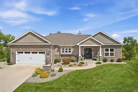 2880 Farrah Xing, Fort Wayne, IN 46818