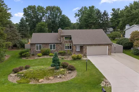 23666 Bel Ridge Dr, Elkhart, IN 46516
