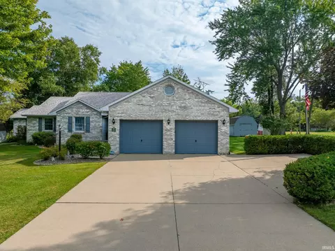63 W Elm St, Somerset, IN 46984