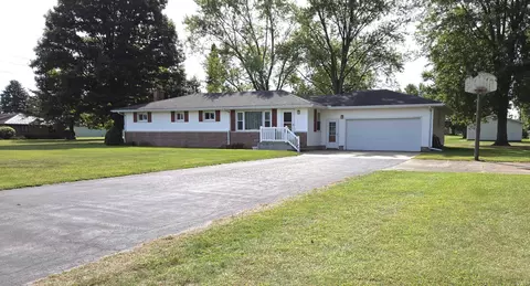 1846 E Paige Rd, Columbia City, IN 46725