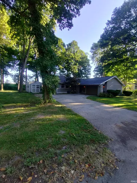 10620 Del Lo Me Ln, Plymouth, IN 46563