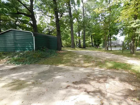 9475 E Promontory Point Dr, Syracuse, IN 46567 photo 27