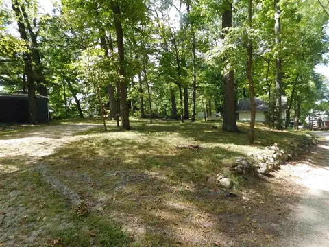 9475 E Promontory Point Dr, Syracuse, IN 46567 photo 12