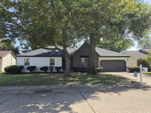 6927 Kolb Dr, Evansville, IN 47715
