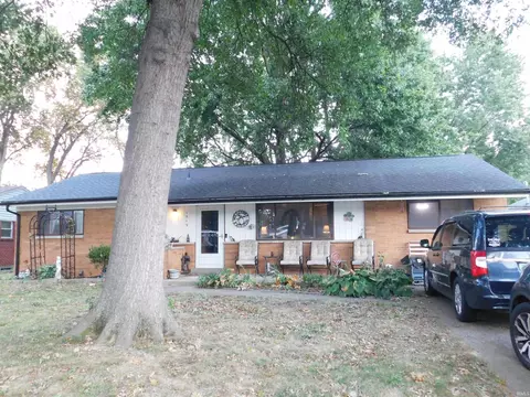 1919 Lilly Ln, Jeffersonville, IN 47130