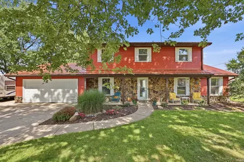 2000 Maple Ln, Garrett, IN 46738