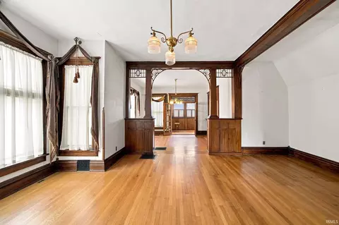 Living - 201 E Franklin St, Delphi, IN 46923 photo 1 of 1