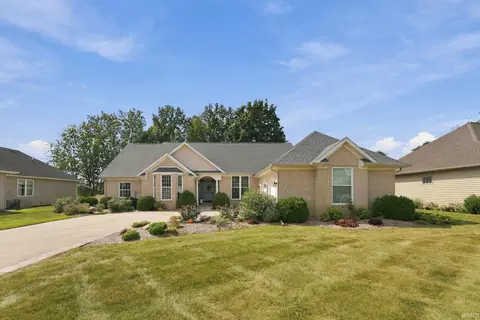 209 S Buckingham Rd, Yorktown, IN 47396