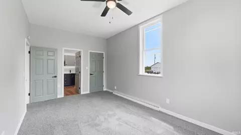 Bedroom - 3017 W Yoder Rd, Yoder, IN 46798 photo 3 of 10