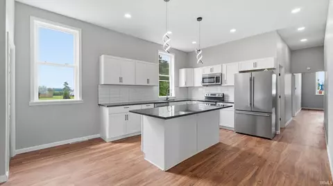 Kitchen - 3017 W Yoder Rd, Yoder, IN 46798 photo 3 of 4