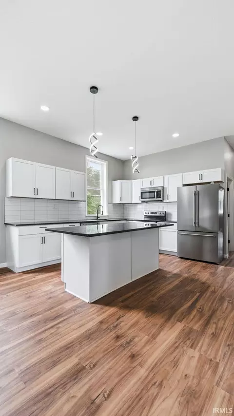 Kitchen - 3017 W Yoder Rd, Yoder, IN 46798 photo 4 of 4