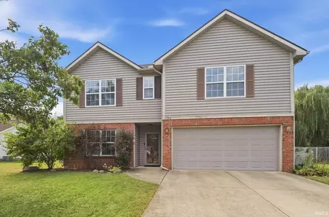 6106 Flintlock Dr, West Lafayette, IN 47906