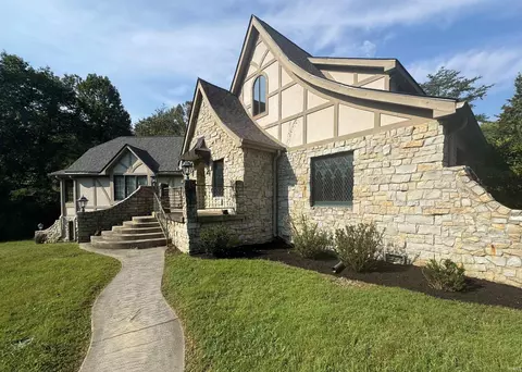 Exterior - 5500 E Ariel Way, Bloomington, IN 47408 photo 4 of 7