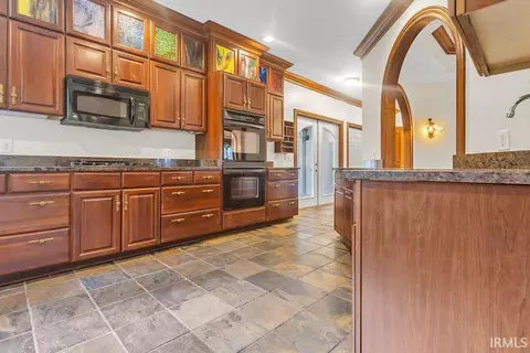 Kitchen - 5500 E Ariel Way, Bloomington, IN 47408 photo 2 of 3